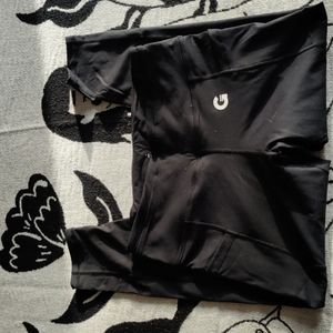 Grrrl pocket leggings